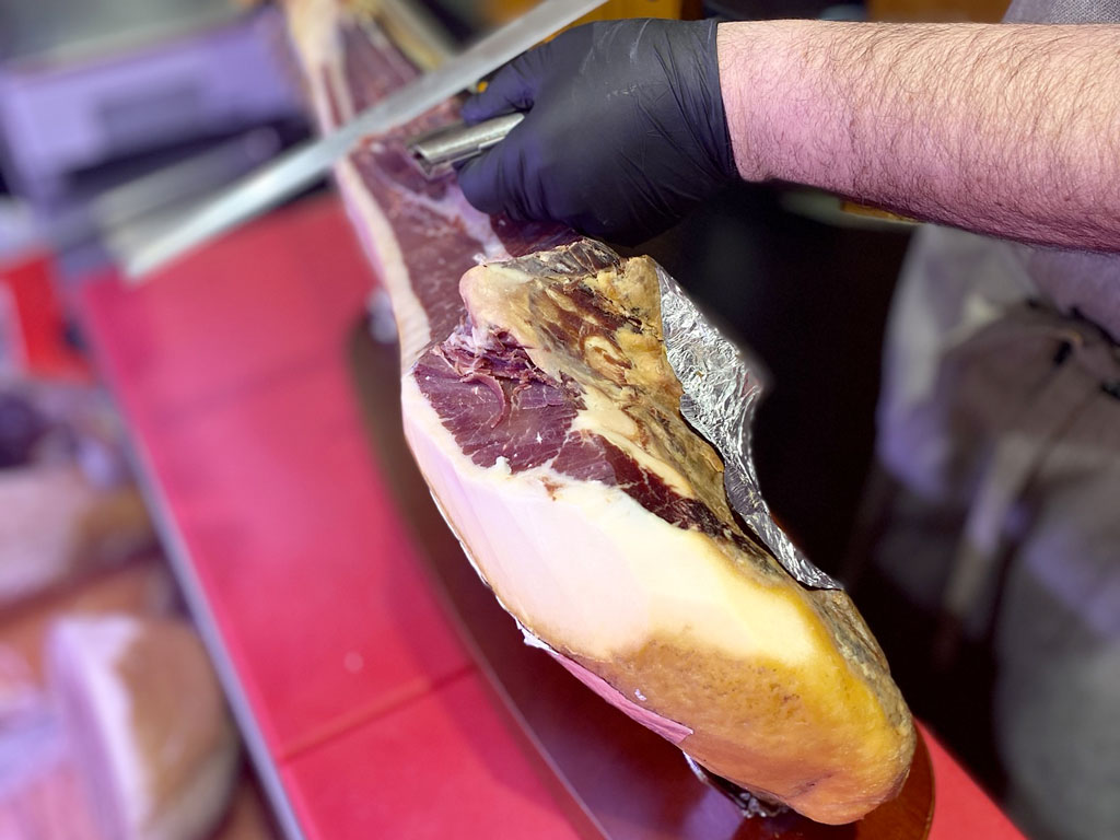 SEÑORIO DE MONTANERA: l’arte e la tradizione del vero Prosciutto Iberico di qualità